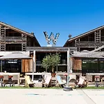 호텔 W 5*
