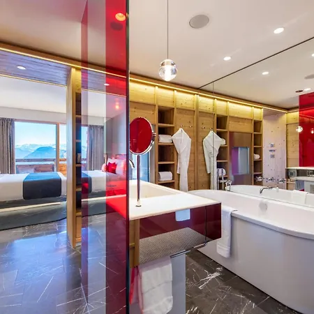 Hotel W 5*