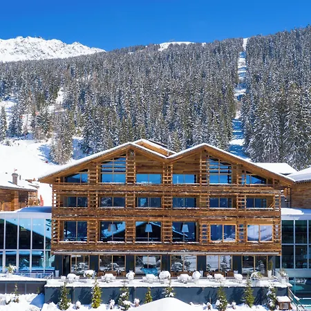 Hotel W 5*
